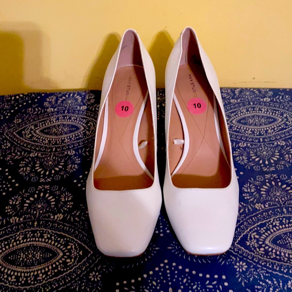 Nice shoes, excellent condition.